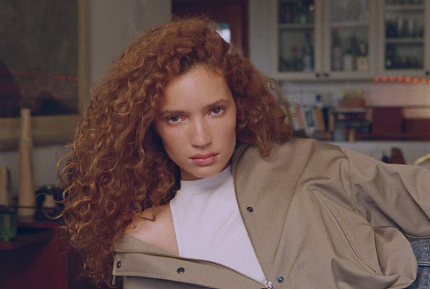 The Odder Side preview